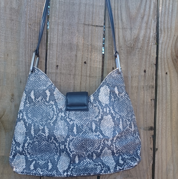 Small shoulder purse - Picture 8 of 13